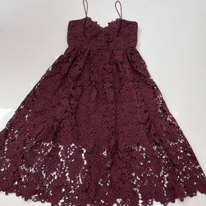 Donna Morgan Renata Lace dress